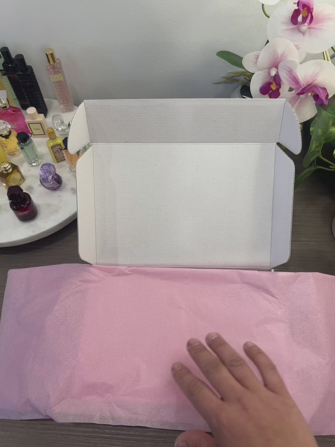 Self Care Bloom Box | Mini Perfume, Beauty Essentials Gift Set for Women